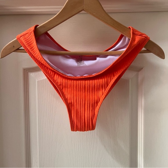 Orange bikini with underwire top, matching bottoms with size large - Picture 8 of 15